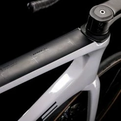 Cube Agree C:62 SL Prismagrey´n´carbon 9 Cube Agree C:62 SL Prismagrey´n´carbon -Vélo de route Soldes 578300 D3