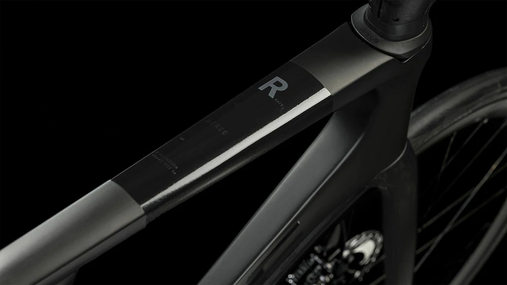 Cube Agree C:62 Race Carbon´n´black 2 Cube Agree C:62 Race Carbon´n´black – Image 2