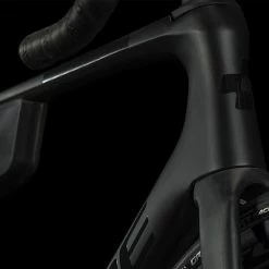 Cube Agree C:62 Race Carbon´n´black 9 Cube Agree C:62 Race Carbon´n´black -Vélo de route Soldes Agree C62 Race carbon n black 678200 3