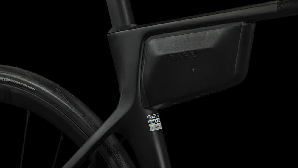 Cube Agree C:62 Race Carbon´n´black 5 Cube Agree C:62 Race Carbon´n´black – Image 5
