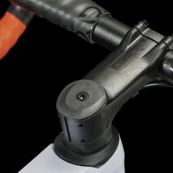 Cube Cross Race C:62 SLX Teamline 9 Cube Cross Race C:62 SLX Teamline -Vélo de route Soldes CUBE Cross Race C62 SLX teamline 688500 4