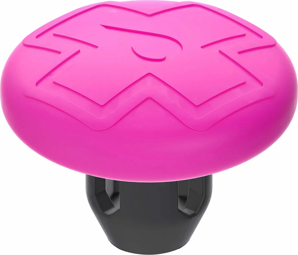 Muc-Off Stealth Tubeless Tag-Holder 1 Muc-Off Stealth Tubeless Tag-Holder